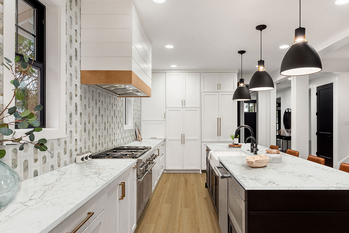 Cyrus 2.0 Amber Forrester Luxury Vinyl Plank, room scene